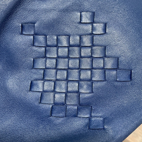 Bottega Veneta lamb leather tote bag - Picture 9 of 12